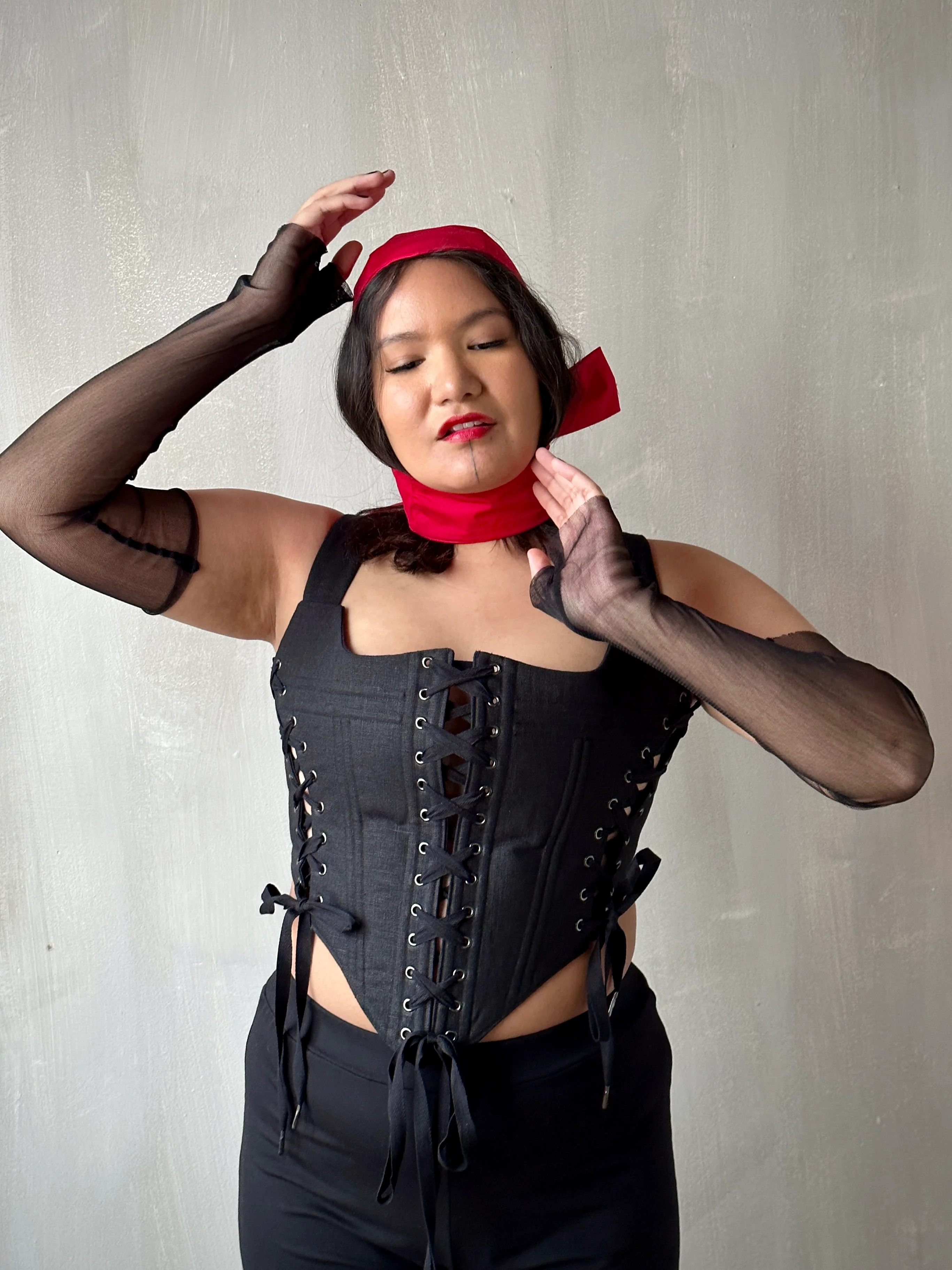 FW'24: Silk Fingerless Opera Gloves in Black (Pre-Order) - Image 3